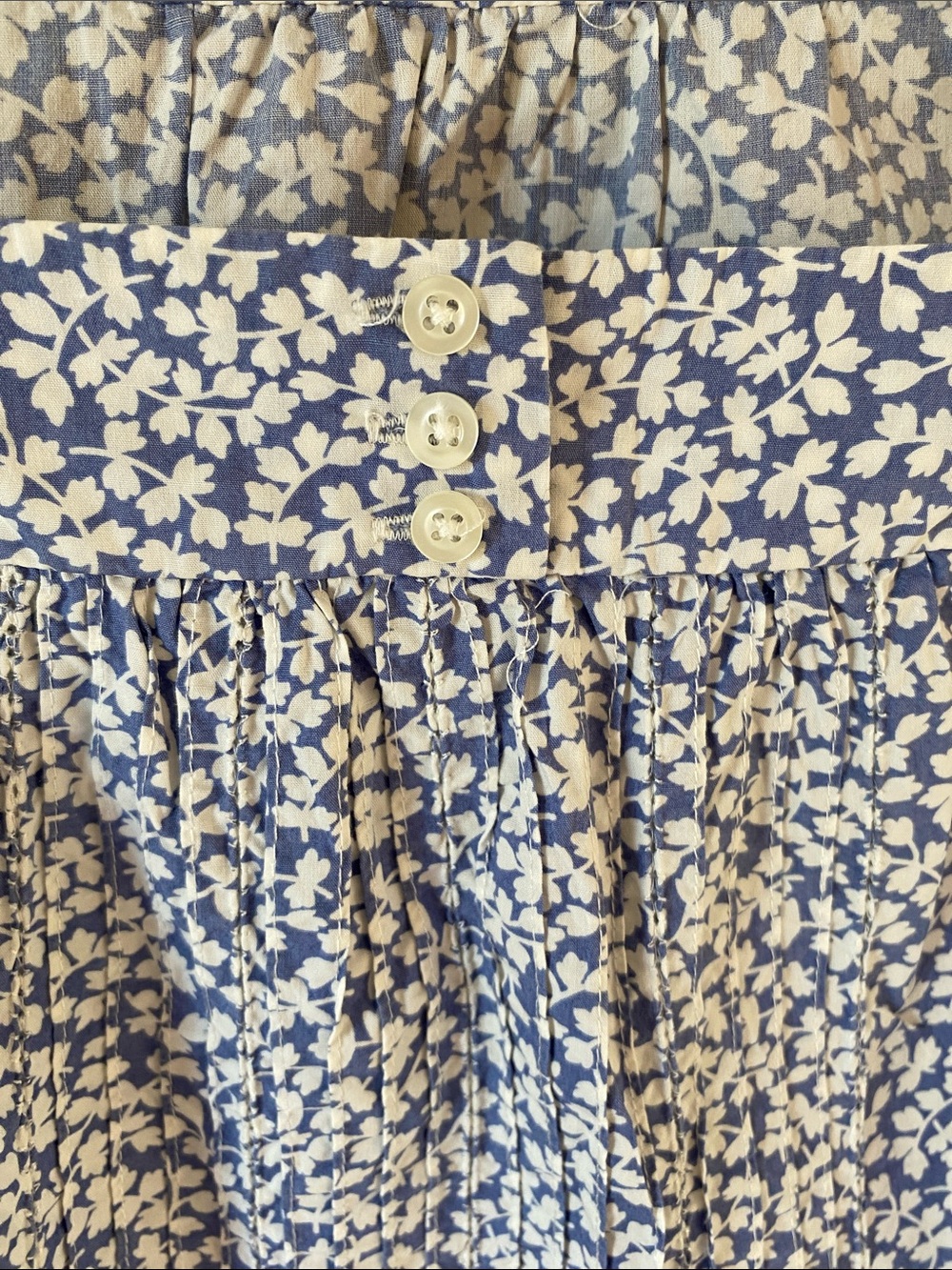 American Eagle Outfitters Light Blue and White Floral Square-Neck Tunic - Picture 3 of 9